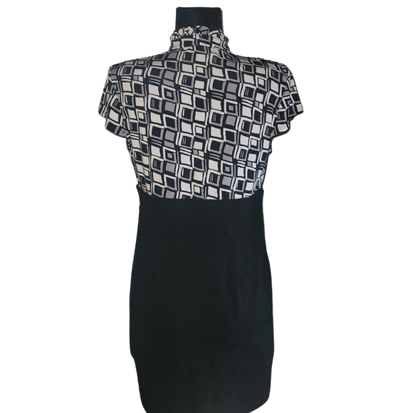 Cleo petites black/grey/white short sleeve sheath dress Sz.10 - Picture 6 of 7